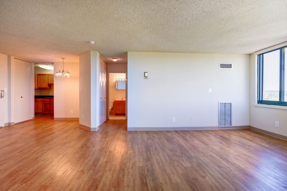 Bolton House Apartments Studio, One, and Two Bedrooms For Rent In