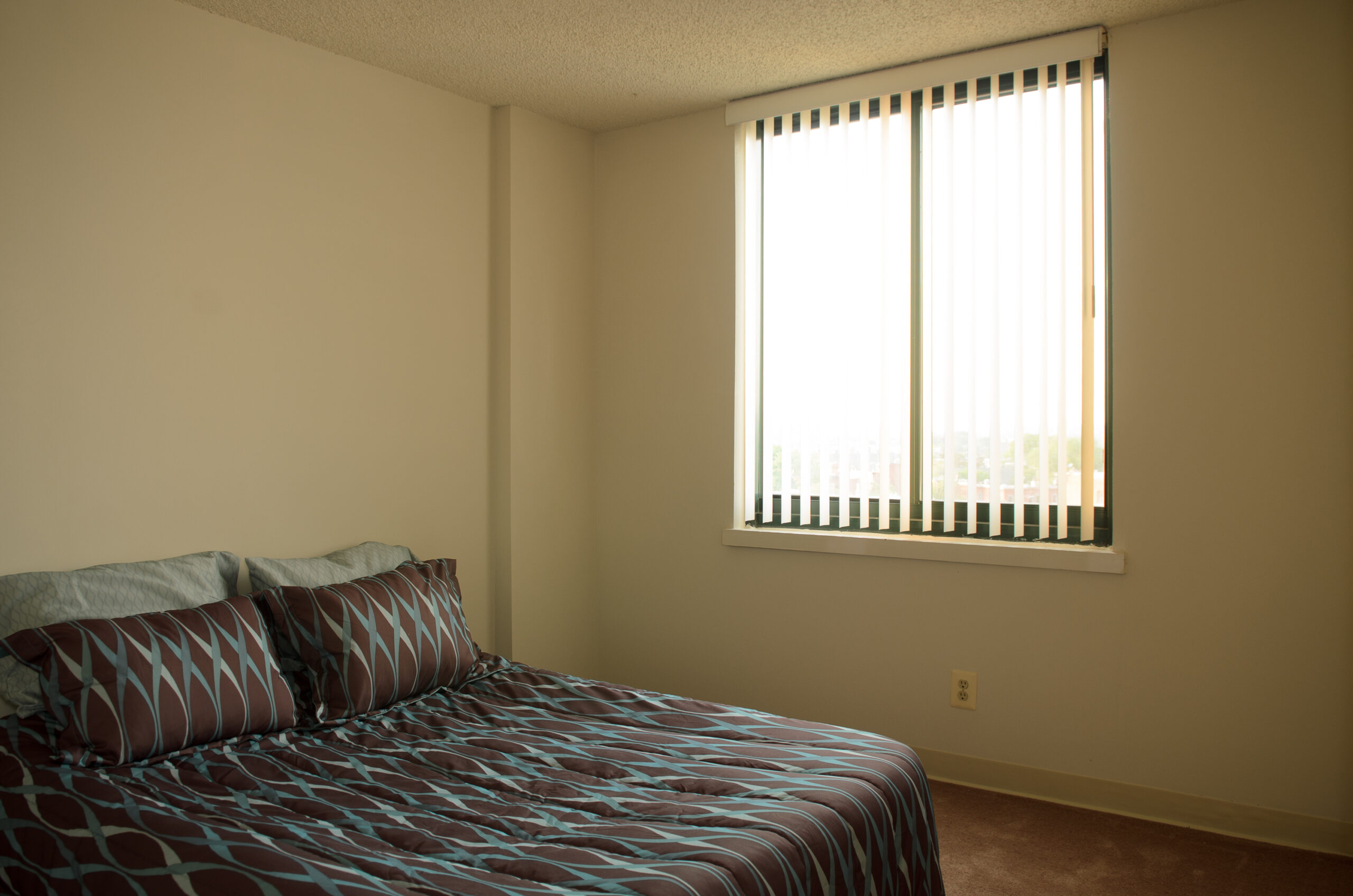 Bolton House Apartments Studio, One, and Two Bedrooms For Rent In